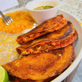 Quesabirrias Meal